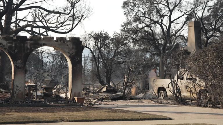 Buildings destroyed in fires
