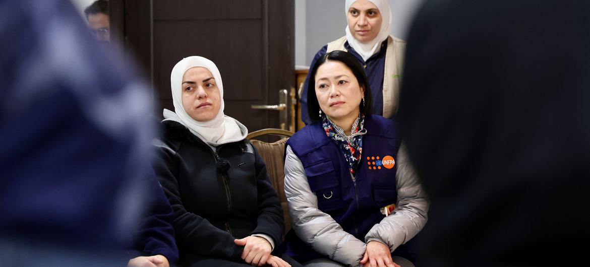 In Damascus, UNFPA Director Arakaki listens to women affected by conflict in Syria talk about their situations and the support they need.